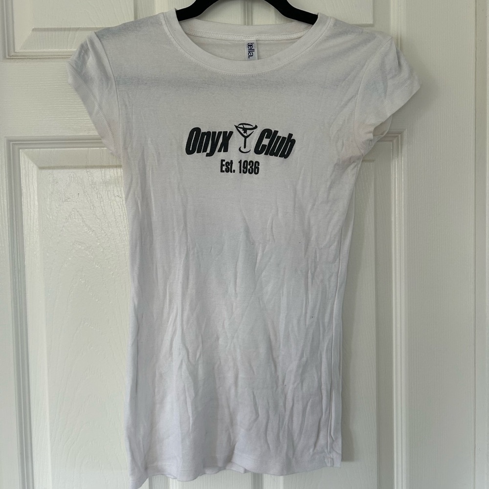 Fitted Long Graphic Tee